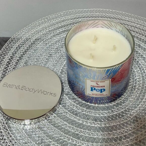 BBW Firecracker Pop 3 Wick Candle NWT - Picture 3 of 5